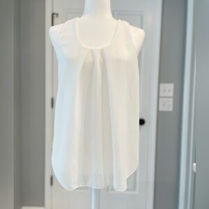 White sleeveless tank - size small